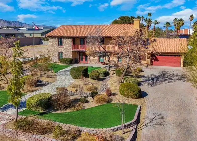 Property at 7470 Eldora Ave, Las Vegas, NV, 89117, 4 beds, 3.5 baths, [object Object]