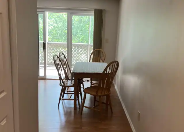 Property at 1368 S College Mall Rd Unit I-4, Bloomington, IN, 47401, 2 beds, 1 bath, [object Object]