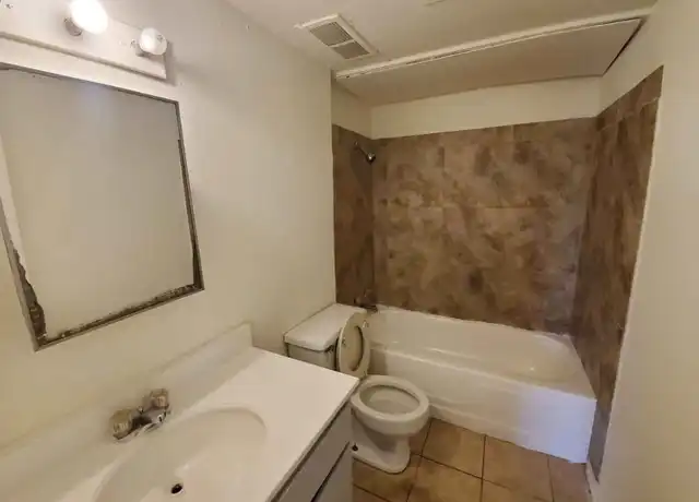 Property at 1805 Roman Rd Unit C, Grand Prairie, TX, 75050, 2 beds, 2 baths, [object Object]