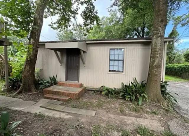 Property at 115 S 9th St Unit 105), Nederland, TX, 77627, 1 bed, 1 bath, [object Object]