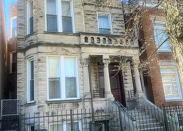 Property at 4121 W Wilcox St Unit 3, Chicago, IL, 60624, 3 beds, 1 bath, [object Object]