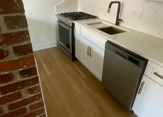 Property at 172 Winthrop Rd, Brookline, MA, 02445, 2 beds, 1 bath, [object Object]