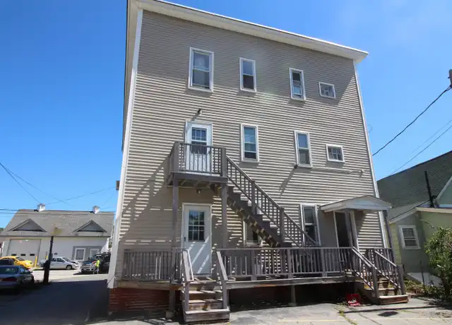 Property at 158 Willow St, Manchester, NH, 03103, 1 bed, 1 bath, [object Object]