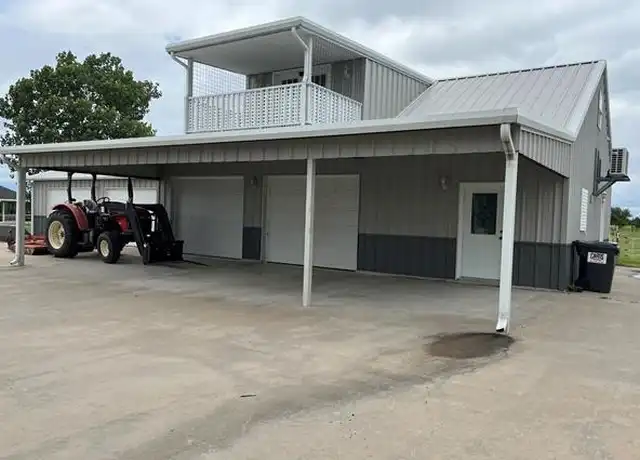 Property at 2384 County Road 2118, Greenville, TX, 75402, 1 bed, 1 bath, [object Object]