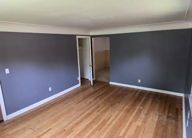 Property at 7115 Eastlawn Dr Unit 1, Cincinnati, OH, 45237, 1 bed, 1 bath, [object Object]