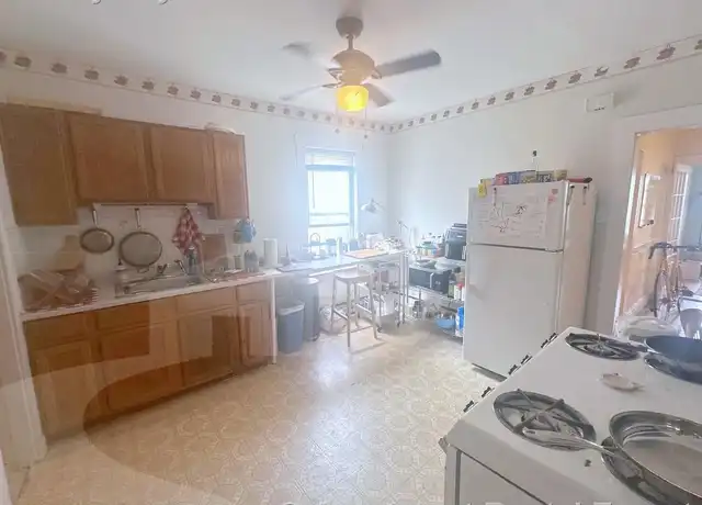 Property at 103 Arlington St Unit 3, Watertown, MA, 02472, 1 bed, 1 bath, [object Object]