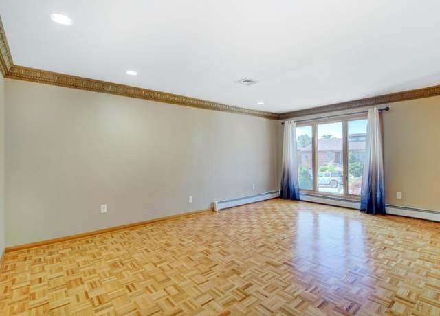 Photo of 18 Jani Ct, Clifton, NJ 07013