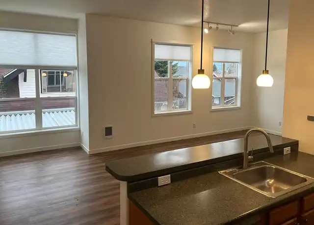 Property at Hank Reardon Plaza - 1617 NE Alberta St, Portland, OR, 97211, 0 beds, 1 bath, [object Object]