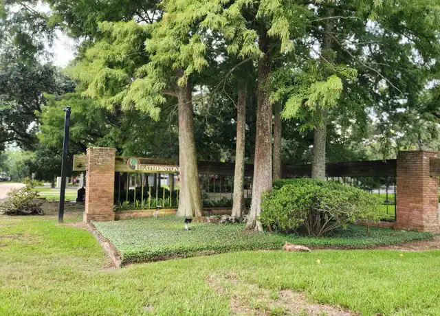 Property at 5626 Moorstone Dr, Baton Rouge, LA, 70820, 3 beds, 2.5 baths, [object Object]