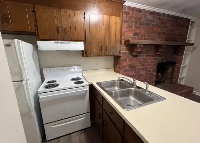 Property at 137 Oak Hill Dr Unit C, Lynchburg, VA, 24502, 1 bed, 1 bath, [object Object]