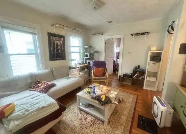 Property at 62 Grant St, Somerville, MA, 02145, 2 beds, 1 bath, [object Object]
