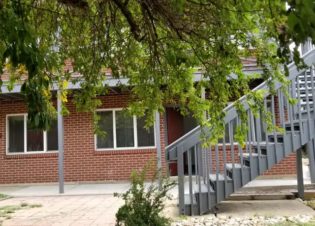 Property at 1090 30th St, Boulder, CO, 80303, 1 bed, 1 bath, [object Object]