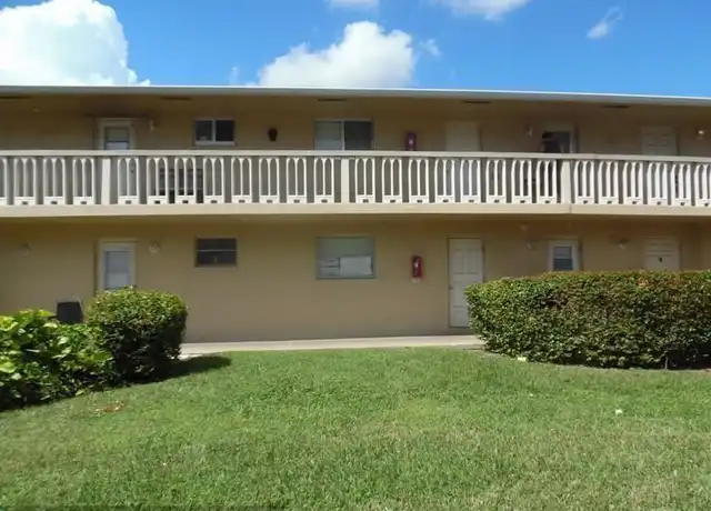 Property at 881 SW 74th Ter, North Lauderdale, FL, 33068, 3 beds, 2 baths, [object Object]