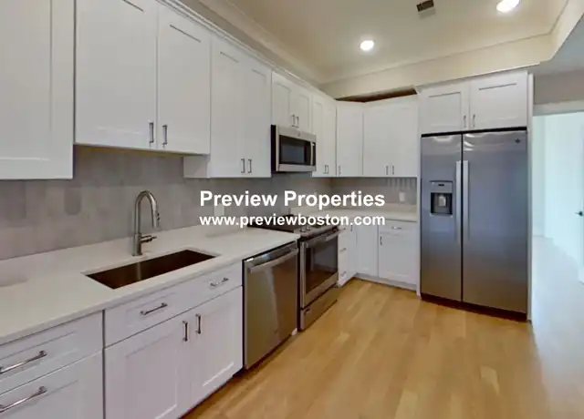Property at 104-106 Warren St Unit 7P, Boston, MA, 02135, 5 beds, 3 baths, [object Object]