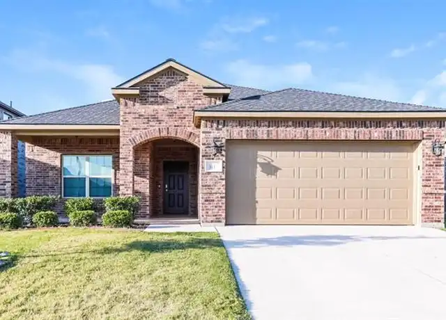 Property at 313 Iron Ore Trl, Fort Worth, TX, 76131, 3 beds, 2 baths, [object Object]