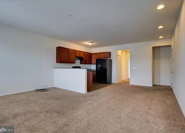 Property at 316 Bridge St Unit F, Phoenixville, PA, 19460, 1 bed, 1 bath, [object Object]
