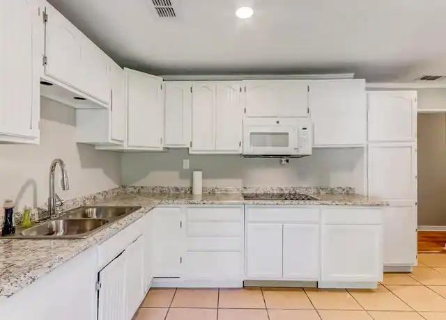 Property at 7905 Galveston Ave, Jacksonville, FL, 32211, 1 bed, 1 bath, [object Object]