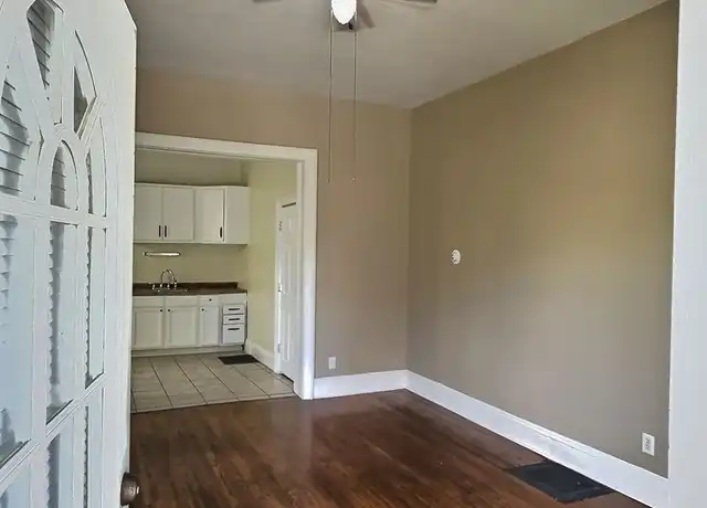 Property at 1219 Fulton St Unit 1219, Fort Wayne, IN, 46802, 1 bed, 1 bath, [object Object]