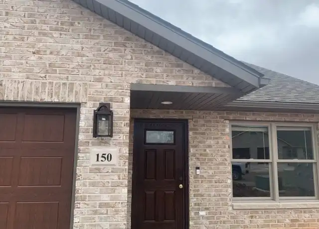Property at 150 Stone Ct Unit 150, St Robert, MO, 65584, 1 bed, 1 bath, [object Object]