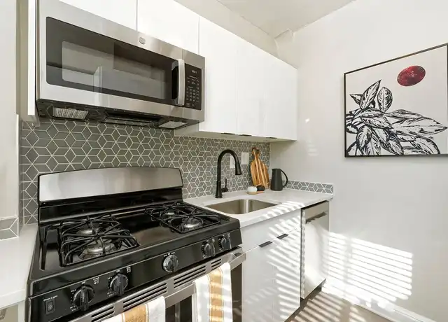 Property at 1500 Arlington Apartments - 1500 Arlington Blvd, Rosslyn, VA, 22209, 0 beds, 1 bath, [object Object]