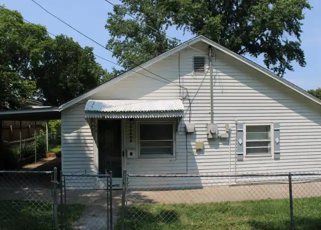 Property at 11804 E 37th St S, Independence, MO, 64052, 2 beds, 1 bath, [object Object]