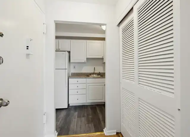 Property at Andorra Point - 750 E Cathedral Rd, Philadelphia, PA, 19128, 1 bed, 1 bath, [object Object]
