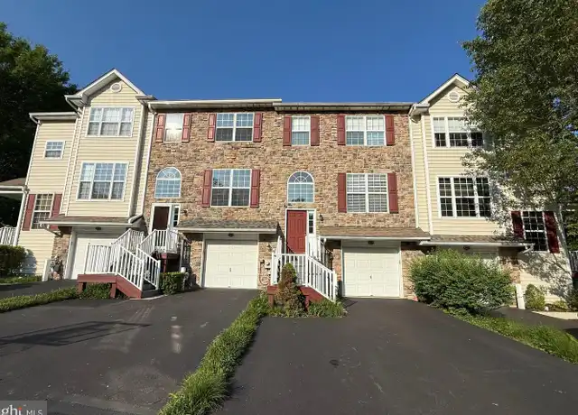 Property at 102 Regents Ct, Malvern, PA, 19355, 3 beds, 2.5 baths, [object Object]