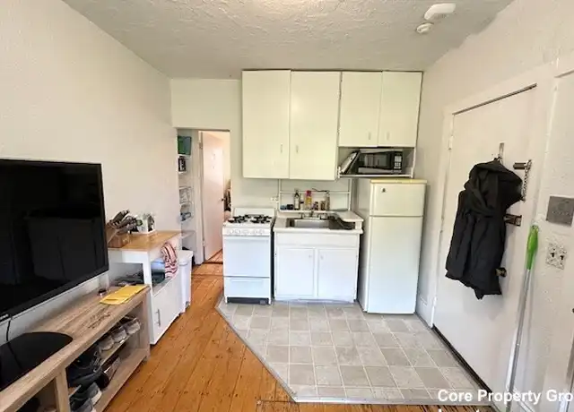 Property at 19 S Russell St Unit 8, Boston, MA, 02114, 1 bed, 1 bath, [object Object]