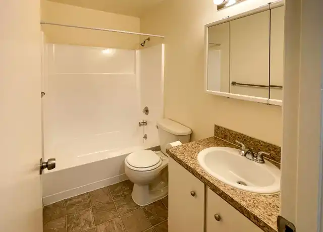 Property at #299 JANEWOOD WEST - 10800 SW Barbur Blvd, Portland, OR, 97219, 2 beds, 1.5 baths, [object Object]
