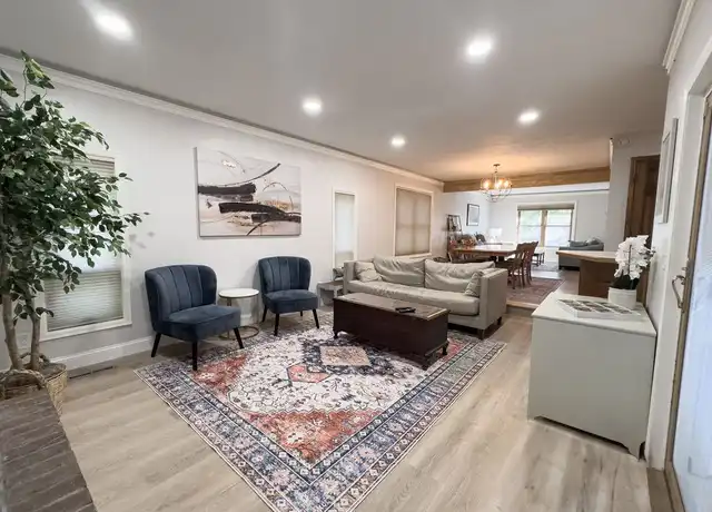 Property at 824 Springhill Dr, Burnsville, MN, 55306, 4 beds, 3.5 baths, [object Object]