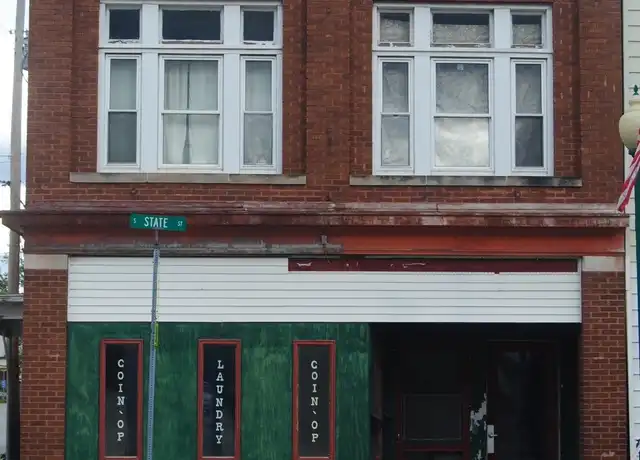 Property at 102 S State St Unit 1, South Whitley, IN, 46787, 1 bed, 1 bath, [object Object]