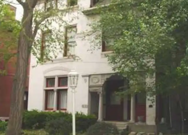 Property at 415 Belgravia Ct, Louisville, KY, 40208, 2 beds, 1 bath, [object Object]