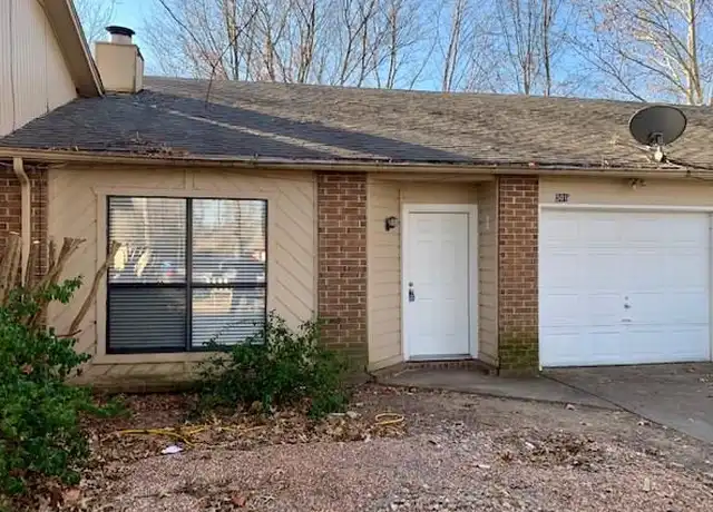 Property at 501 SW 11th St Unit C, Bentonville, AR, 72712, 2 beds, 1 bath, [object Object]