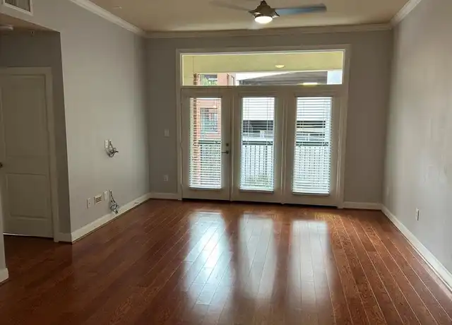 Property at 300 St Joseph Pkwy #219, Houston, TX, 77002, 2 beds, 2 baths, [object Object]