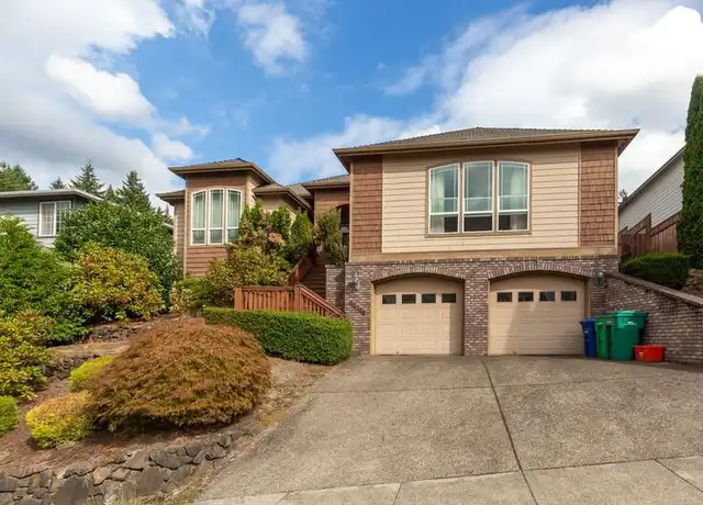 Property at 11528 SE Verns Way, Happy Valley, OR, 97086, 4 beds, 3 baths, [object Object]