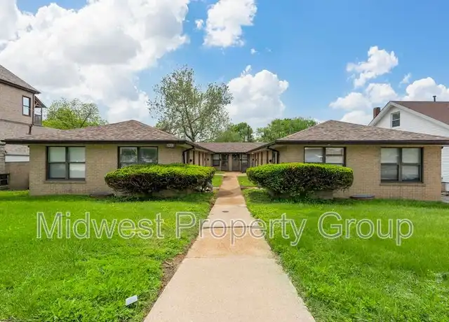Property at 9204 Lackland Rd Unit 7, Overland, MO, 63114, 2 beds, 1 bath, [object Object]