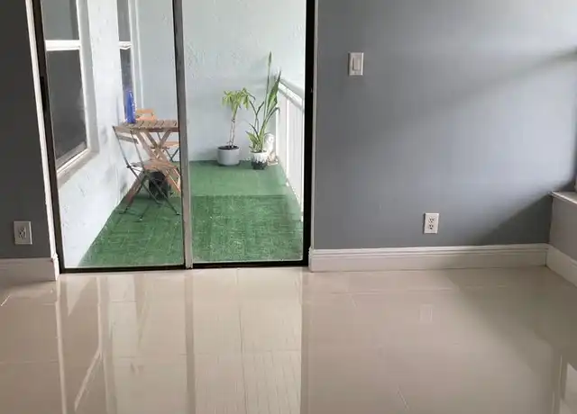 Property at 505 S Pine Island Rd, Plantation, FL, 33324, 3 beds, 2 baths, [object Object]