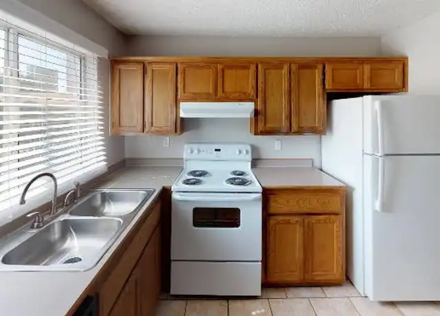 Property at 2725 E 88th St, Tulsa, OK, 74137, 1 bed, 1 bath, [object Object]