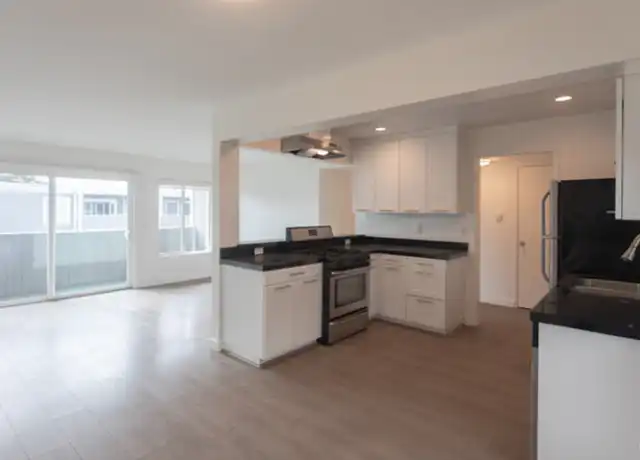 Property at 1251 14th St #307, Santa Monica, CA, 90404, 2 beds, 2 baths, [object Object]