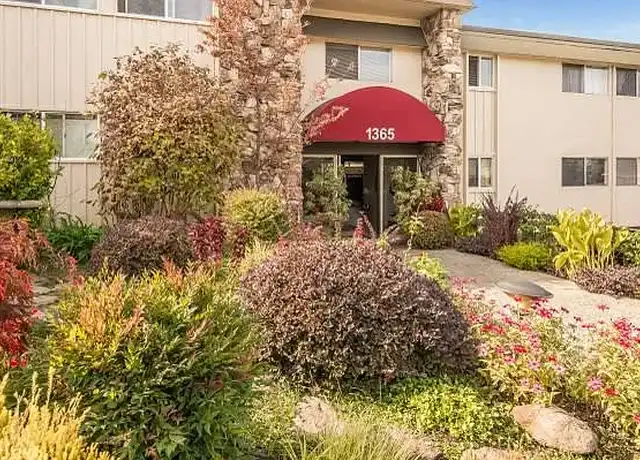 Property at Royal Apartments - 1365 Mt Pisgah Rd, Walnut Creek, CA, 94596, 2 beds, 1 bath, [object Object]