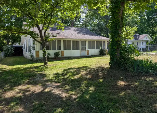 Property at 321 E 15th St, Columbia, TN, 38401, 2 beds, 1 bath, [object Object]