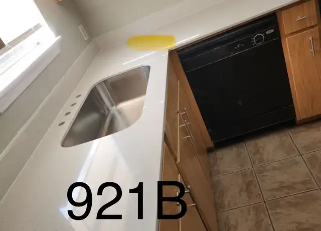 Property at 921 NW Summercrest Blvd, Burleson, TX, 76028, 3 beds, 1.5 baths, [object Object]