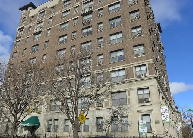 Property at 812 W Junior Ter, Chicago, IL, 60613, 2 beds, 1 bath, [object Object]