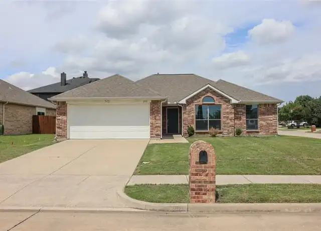 Property at 2101 Oakridge Dr, Little Elm, TX, 75068, 3 beds, 2 baths, [object Object]