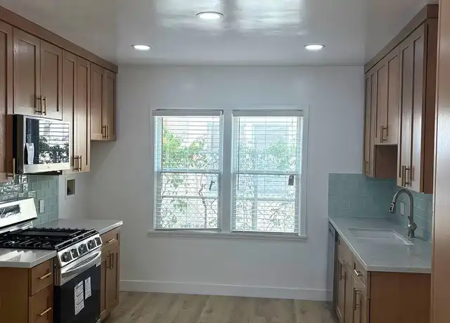 Property at 1802 Ocean Park Blvd, Santa Monica, CA, 90405, 2 beds, 1 bath, [object Object]