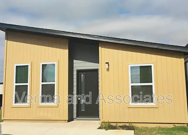 Property at 951 Reading Railroad Ln, Centerton, AR, 72719, 2 beds, 1 bath, [object Object]