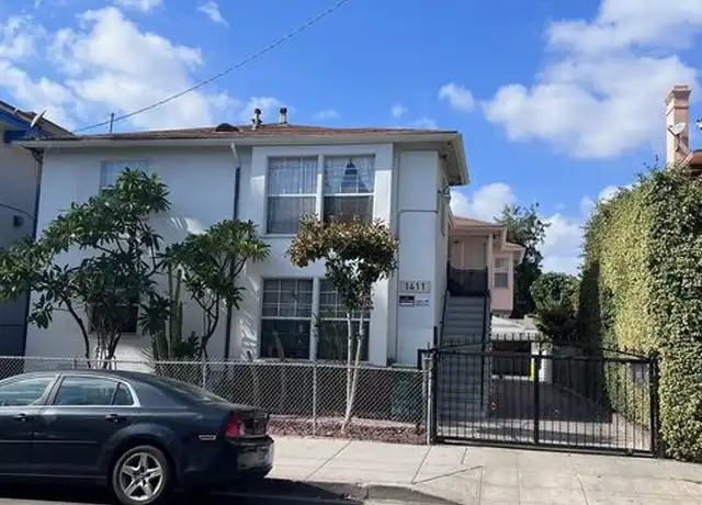 Property at 1411 S Bonnie Brae St Unit 102, Los Angeles, CA, 90006, 1 bed, 1 bath, [object Object]