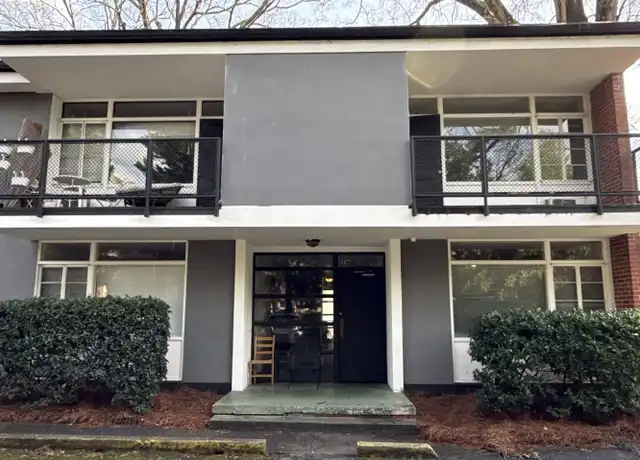 Property at 2126 E 7th St Apt 206, Charlotte, NC, 28204, 1 bed, 1 bath, [object Object]