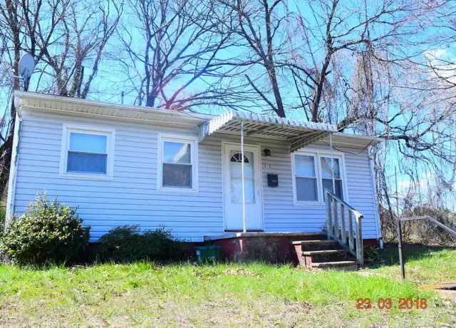 Property at 610 N Dunleith Ave, Winston Salem, NC, 27101, 2 beds, 1 bath, [object Object]