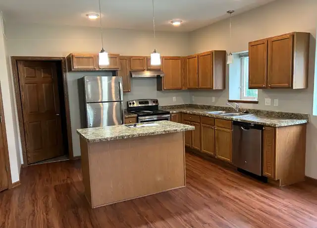 Property at 400 S Skylark Trl Unit 518E, Mankato, MN, 56001, 3 beds, 1.5 baths, [object Object]